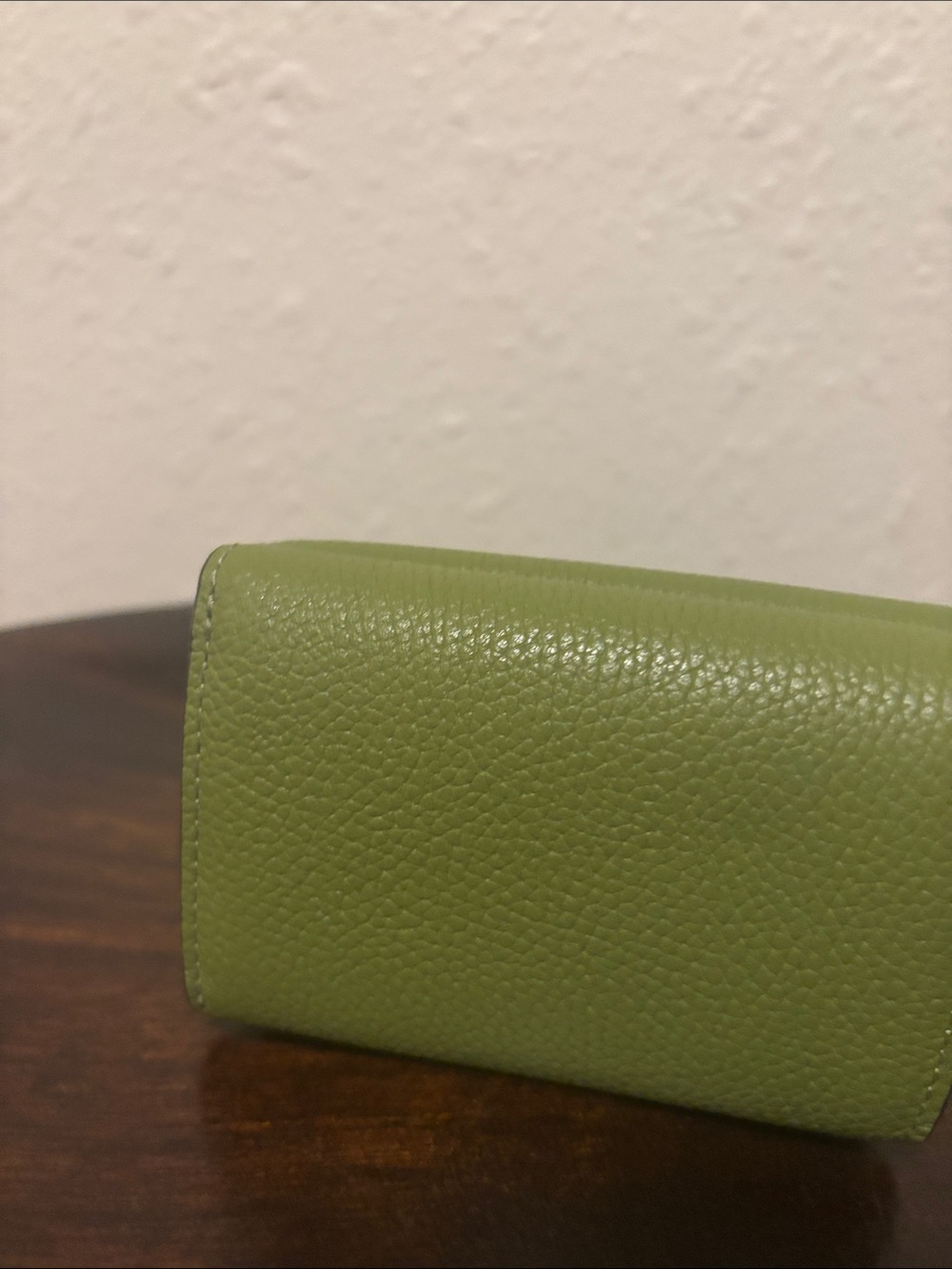 Coach Small Green Leather Wallet with Silver 'C' Hardware - Picture 3 of 7
